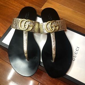 Gucci Leather Thong Sandal